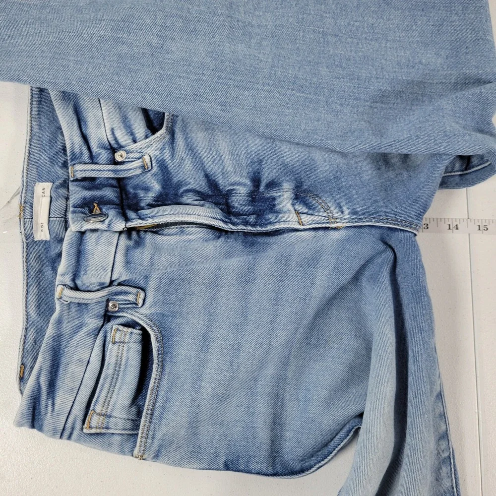 GOOD AMERICAN‎ High Rise Distressed Frayed Hem Light Wash Denim Jeans